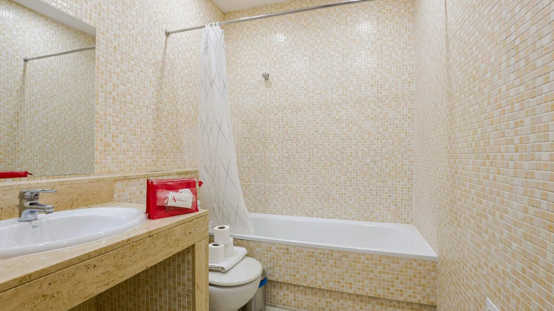 Alcam Torrent Apartment Barcelona Spain